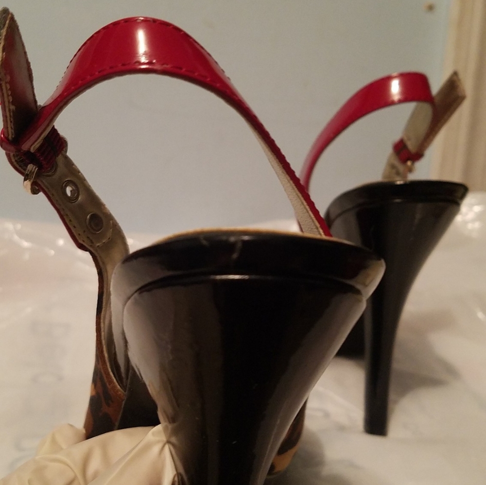 Guess Leopard & Red Peep Toe Sling Back Heel Pump - Picture 6 of 8